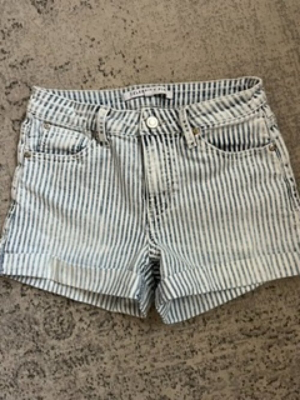 🧡3/$15 Celebrity Pink Striped Cuffed Denim Shorts Women's S